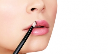 Maquillage des lèvres : osez le rouge à lèvres !